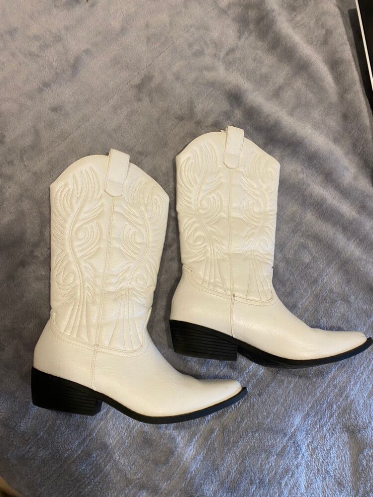 white boots cotton on