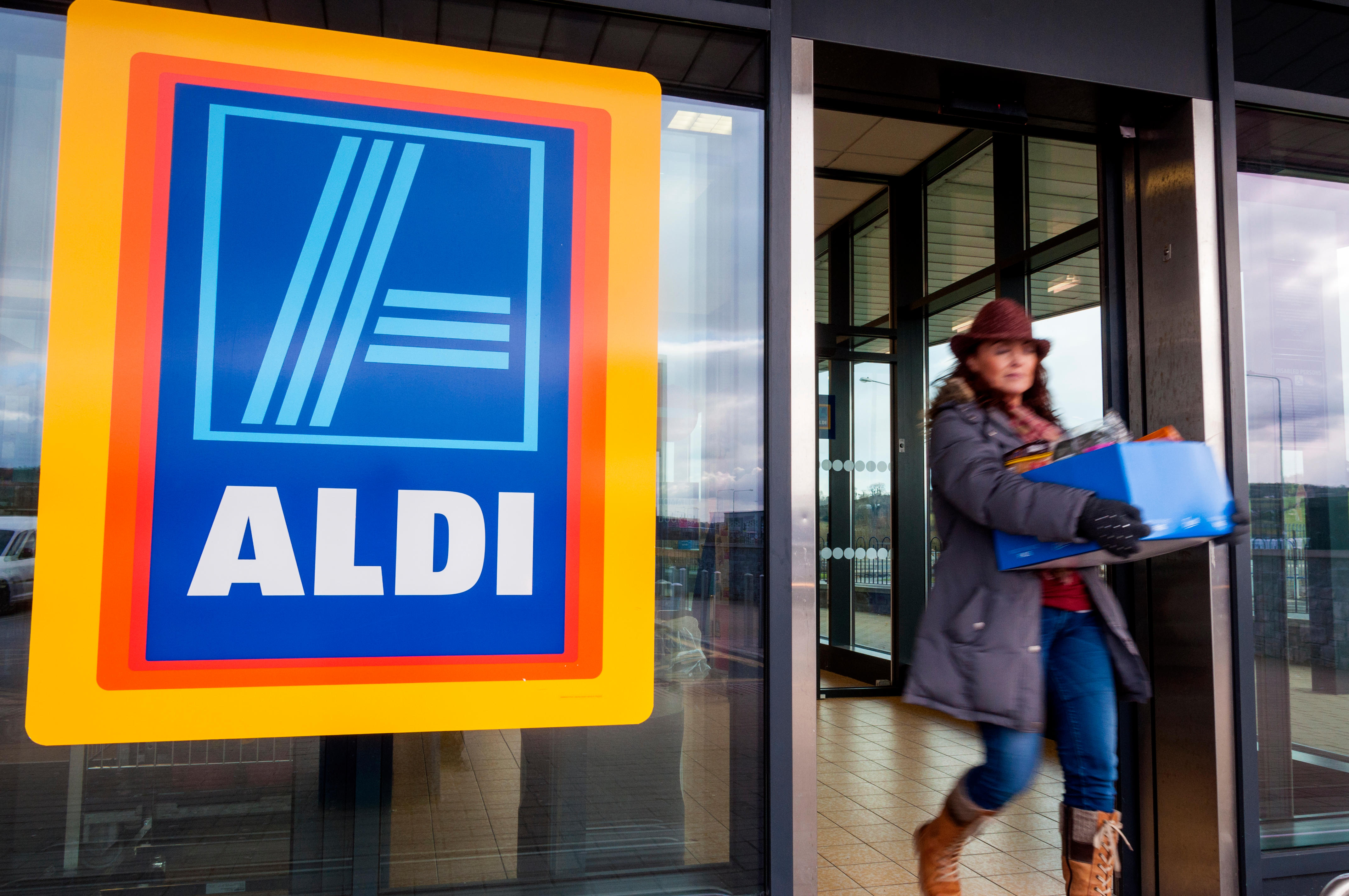 aldi opening times