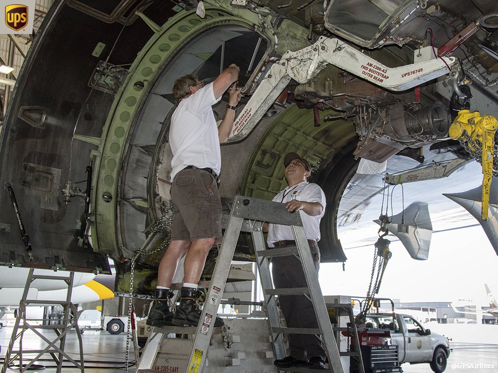 ups aircraft maintenance technician