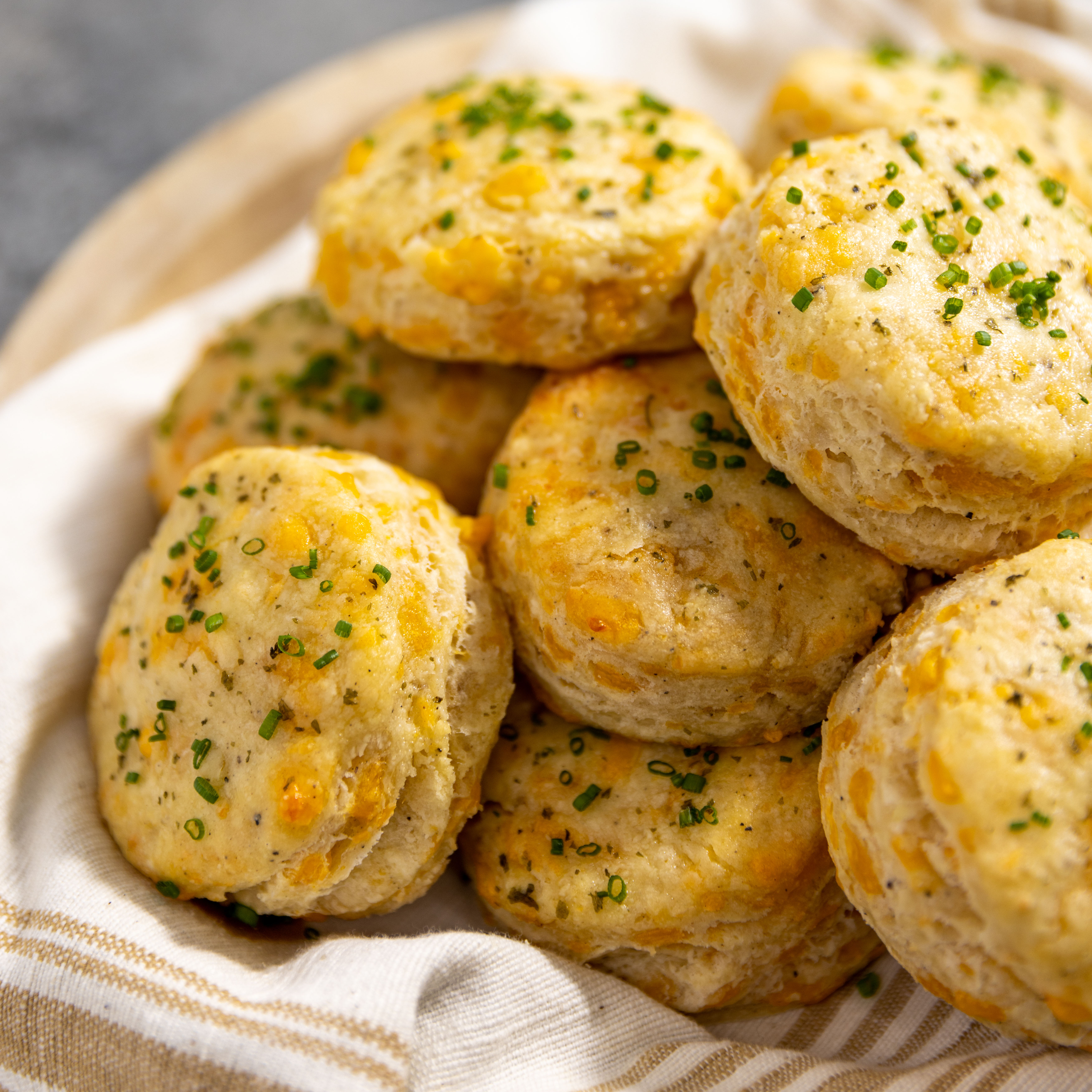 joanna gaines cheddar biscuits