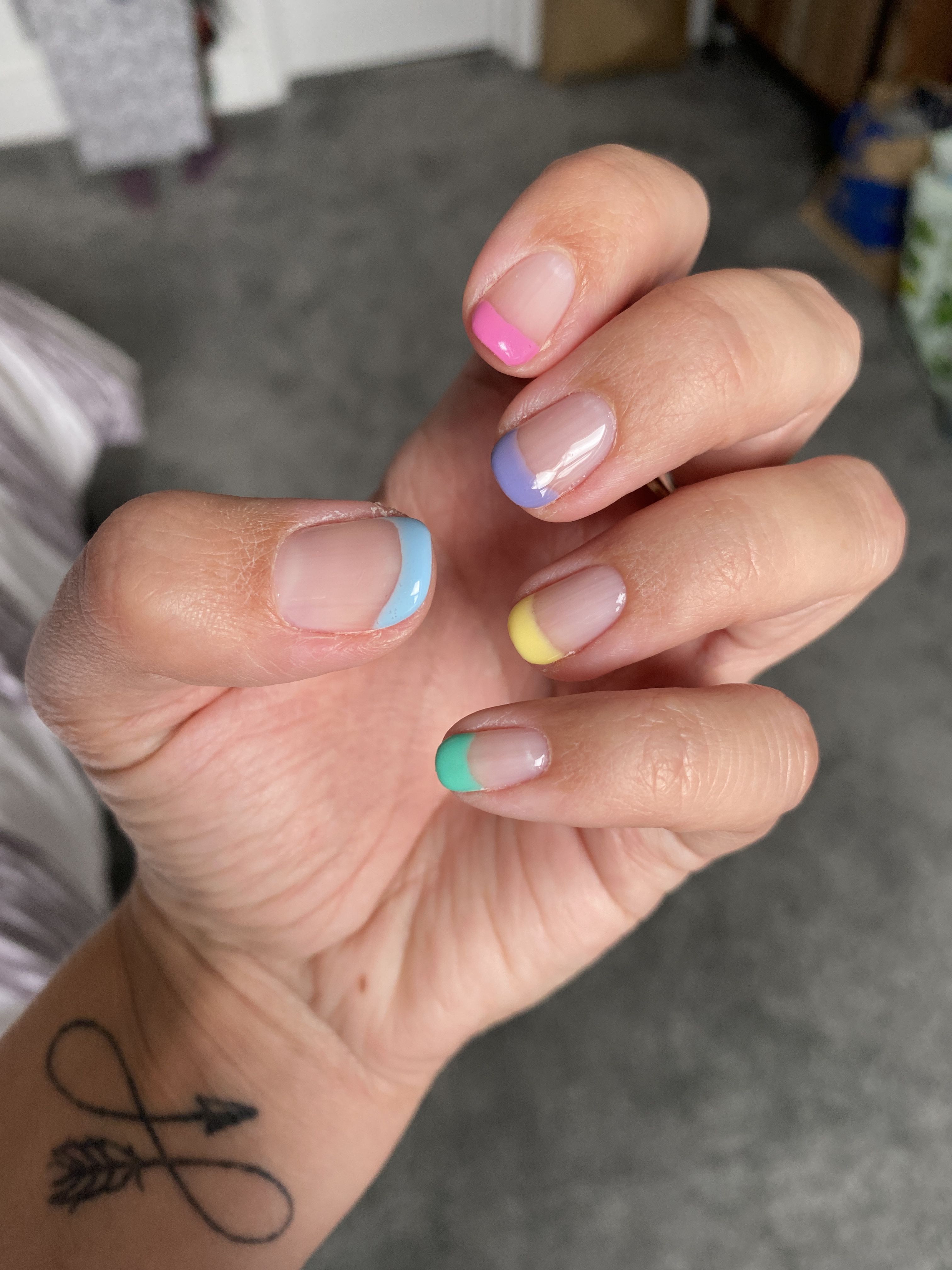 pastel french tips