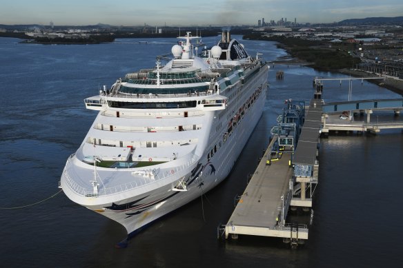 new brisbane cruise terminal opening date