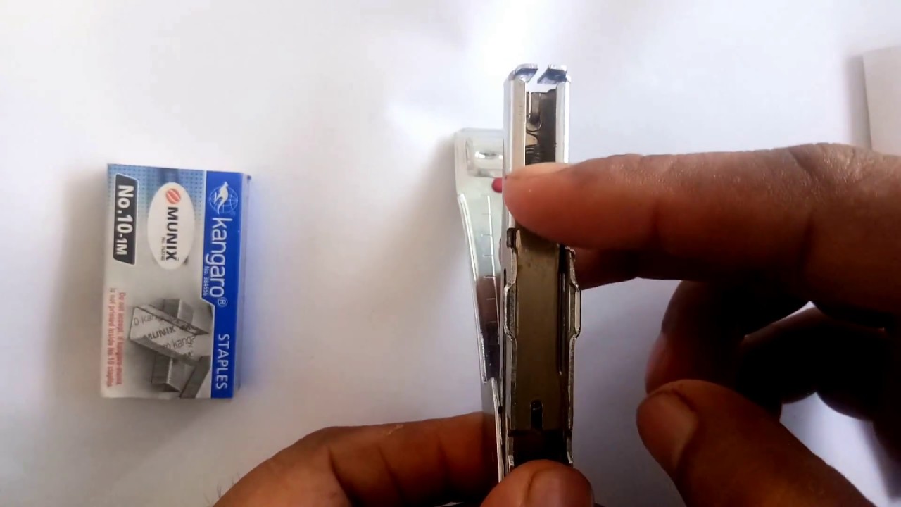 stapler pin meaning in hindi