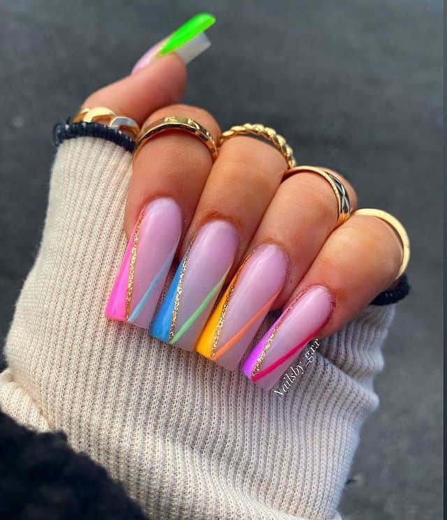 rainbow acrylic nails