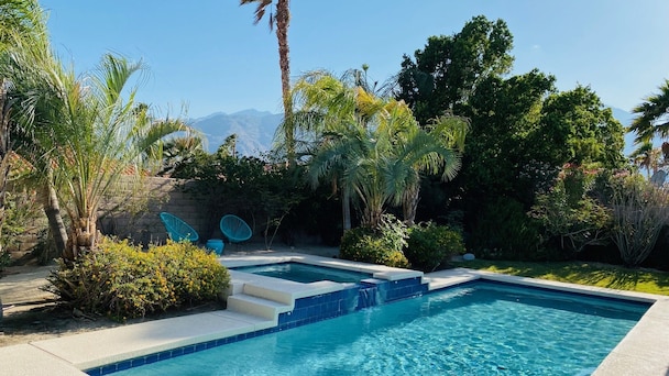 palm springs vrbo with pool