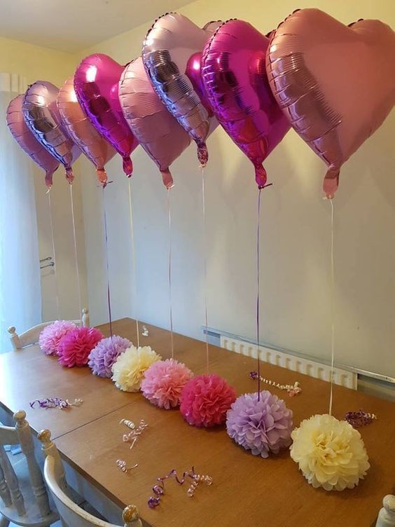 centros de mesa de barbie con globos