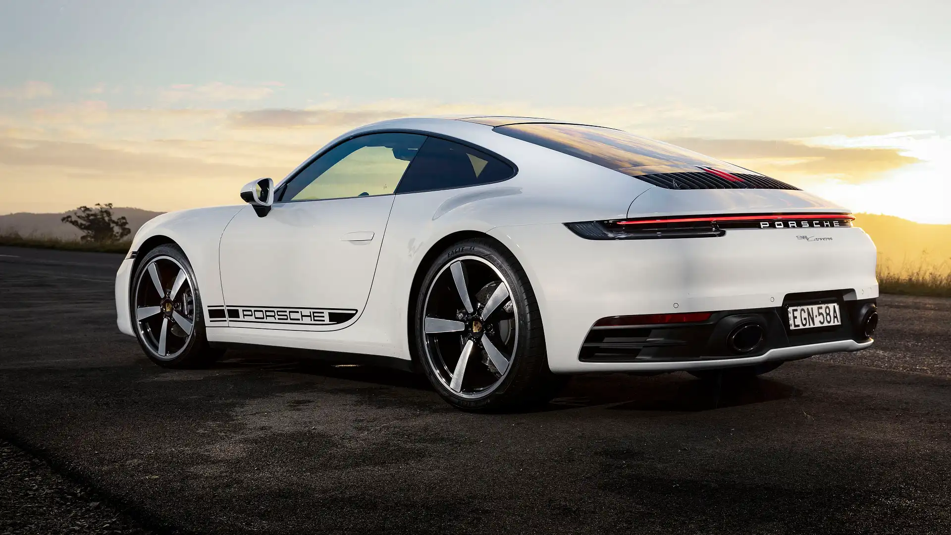 porsche 911 price