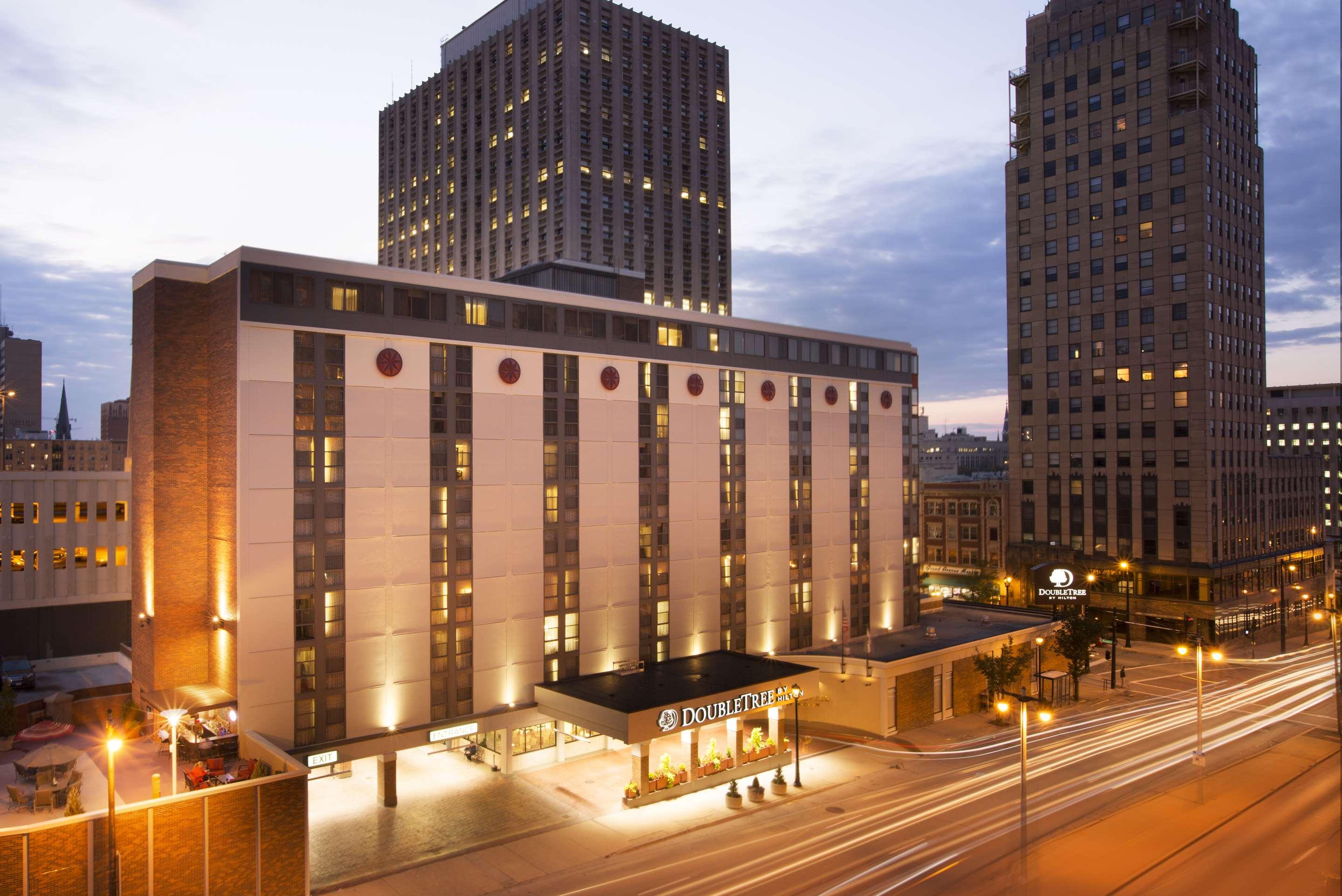 milwaukee hotel deals