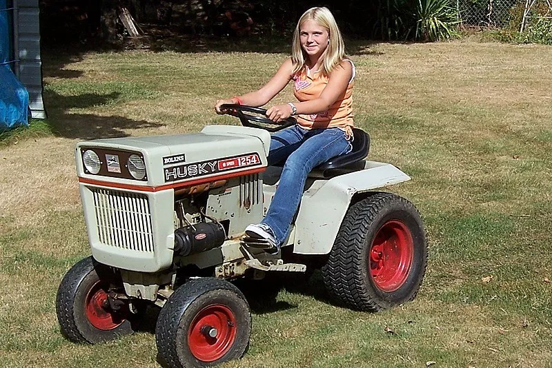 bolens lawn tractor