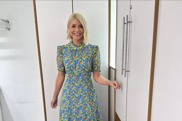 holly willoughby dress today