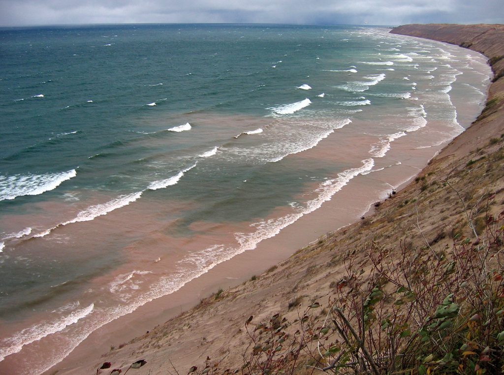 lake michigan tides