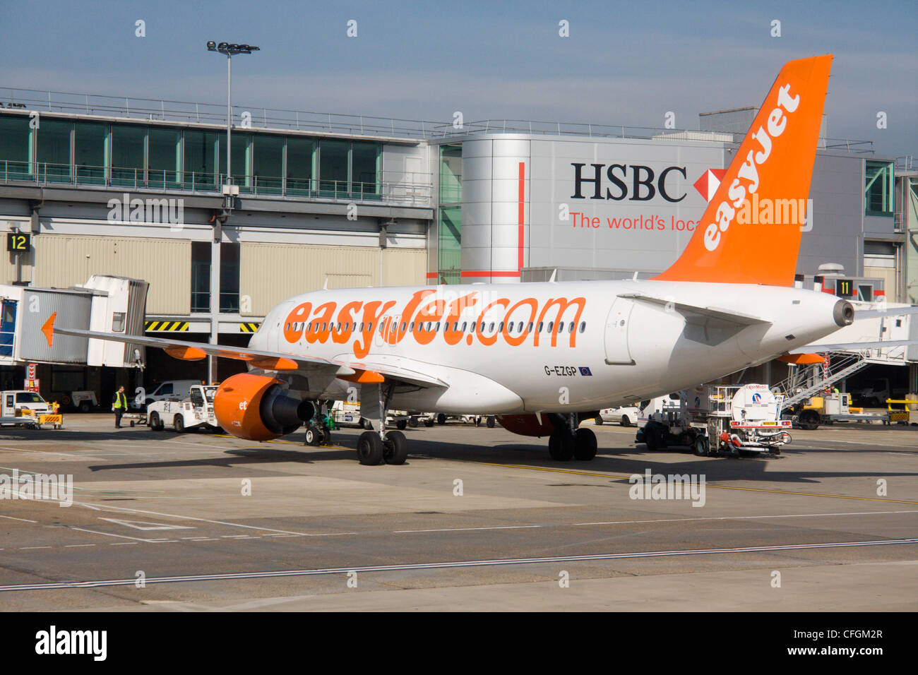 departures london gatwick easyjet