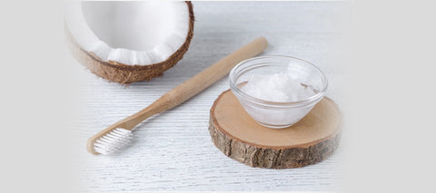 oiling pulling with coconut oil