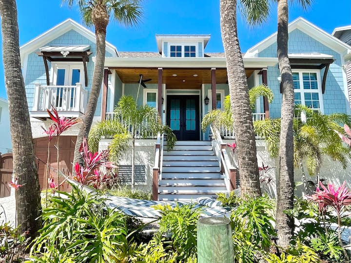 st pete beach villa rentals