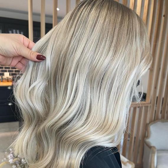 creamy blonde highlights