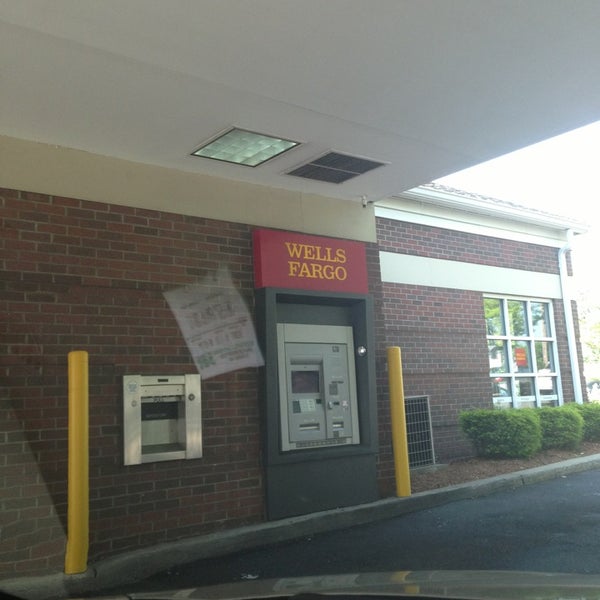 wells fargo rye brook ny