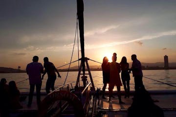 sunset jazz cruise barcelona