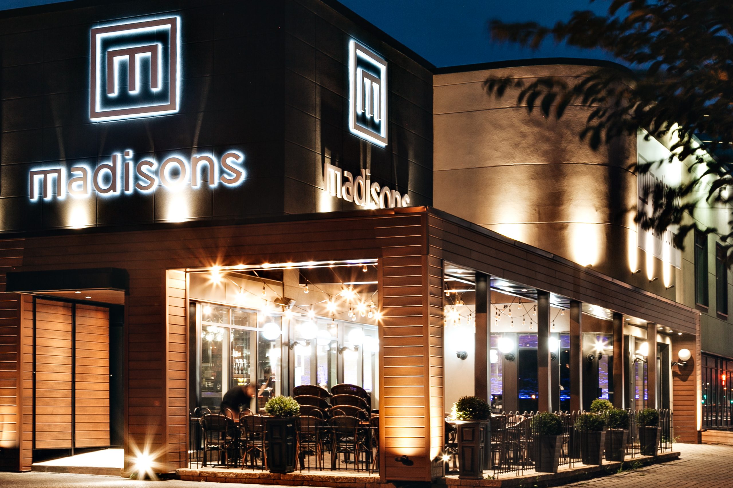 madisons restaurant & bar montréal photos