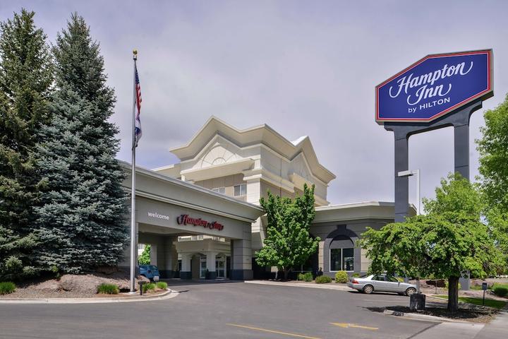 hotels in idaho falls that allow pets