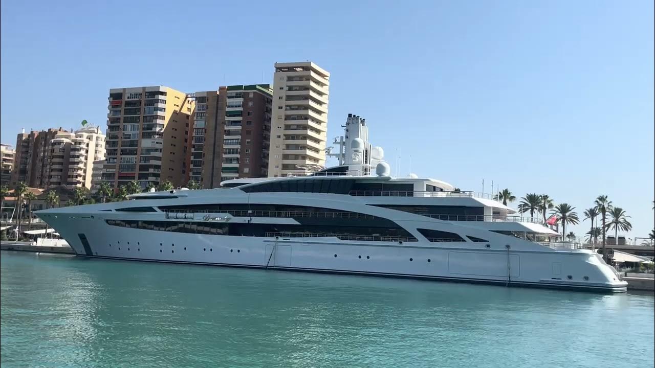 dynasty yacht