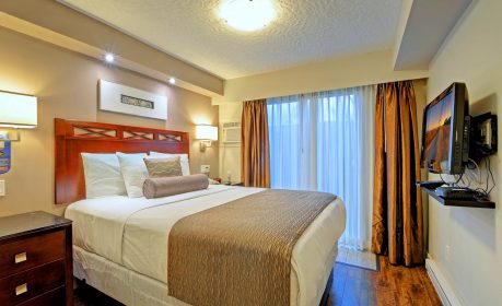 red lion inn and suites victoria