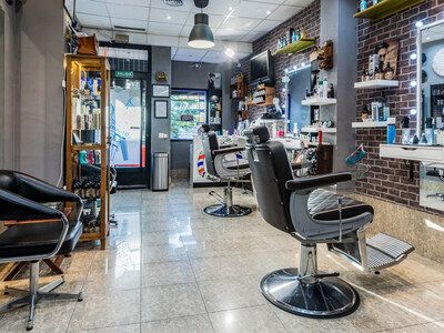 peluqueria abierta hoy madrid