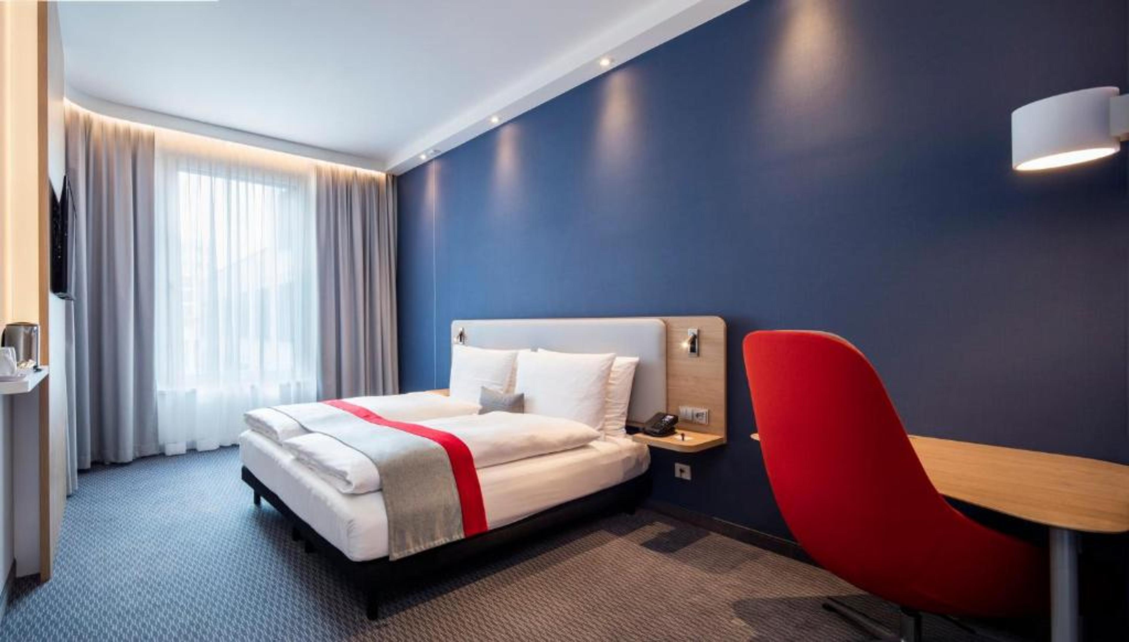 holiday inn express munich city west