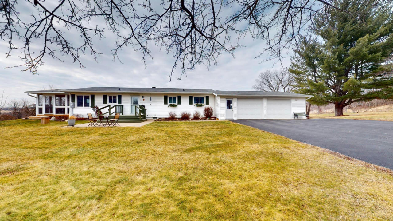 homes for sale galesville wi