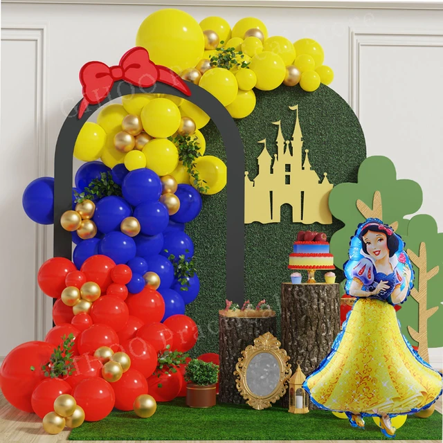 snow white balloons decoration