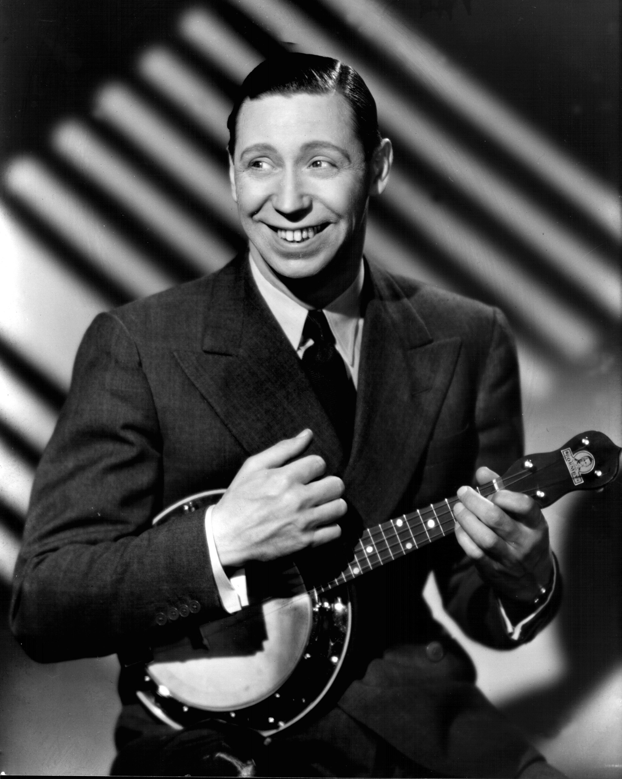 what instrument did george formby play