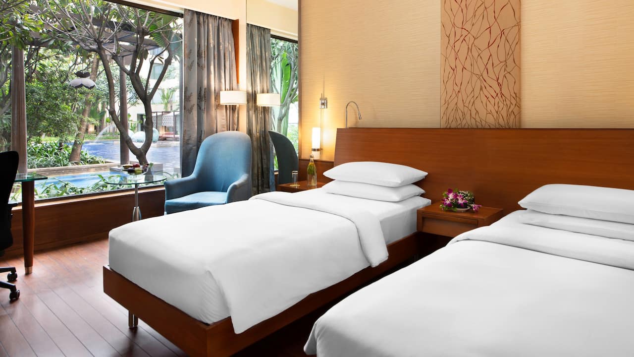 hyatt hotel pune room price