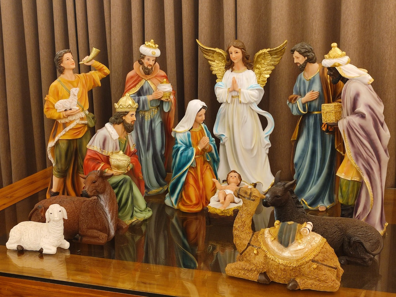 christmas crib nativity set