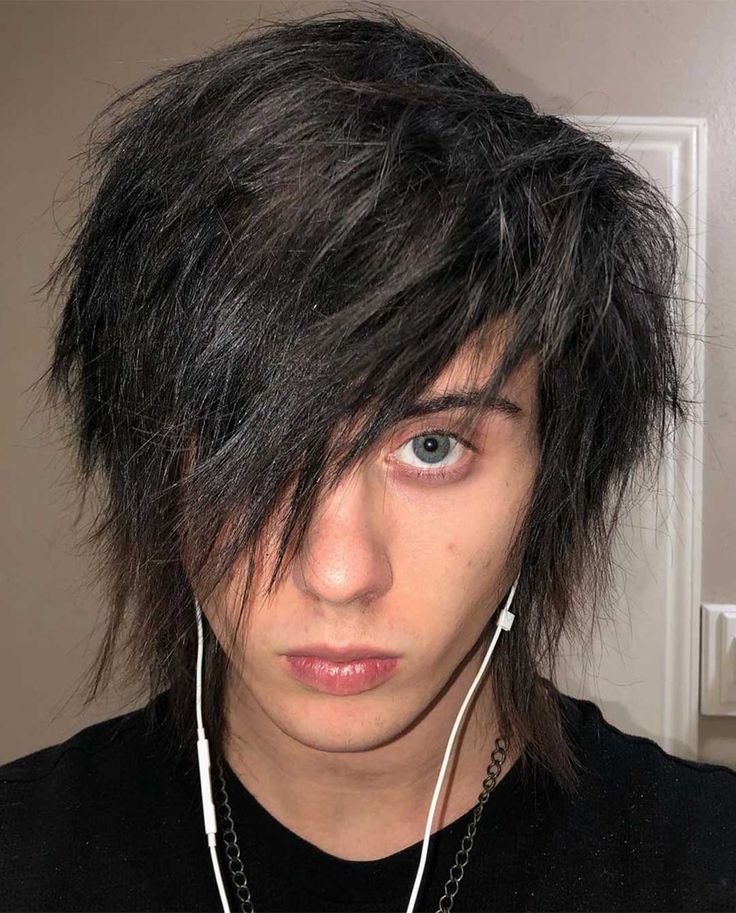 emo boy hair