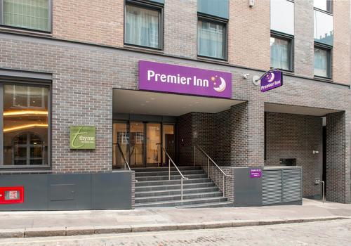 premier inn bank tower