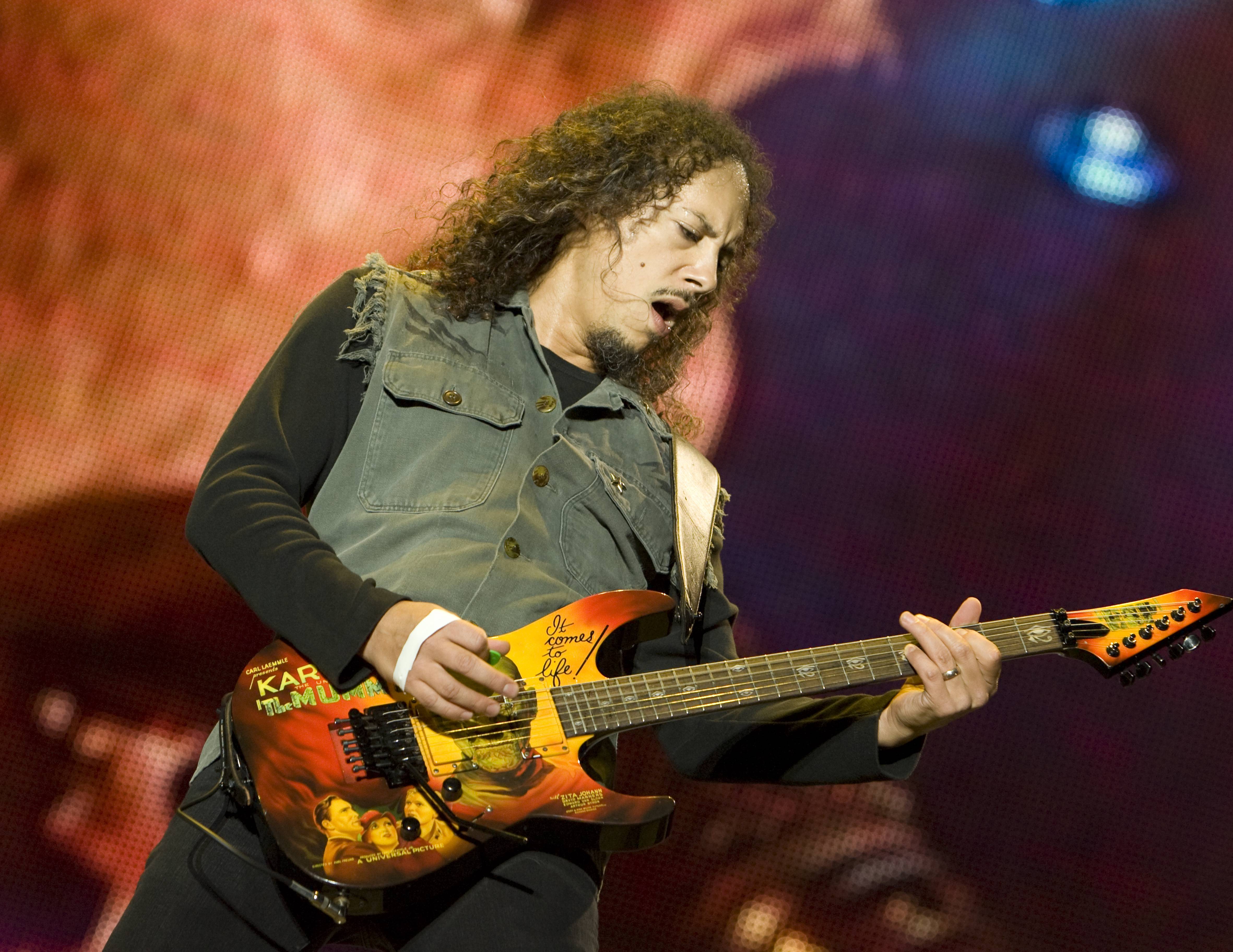 is kirk hammett gay