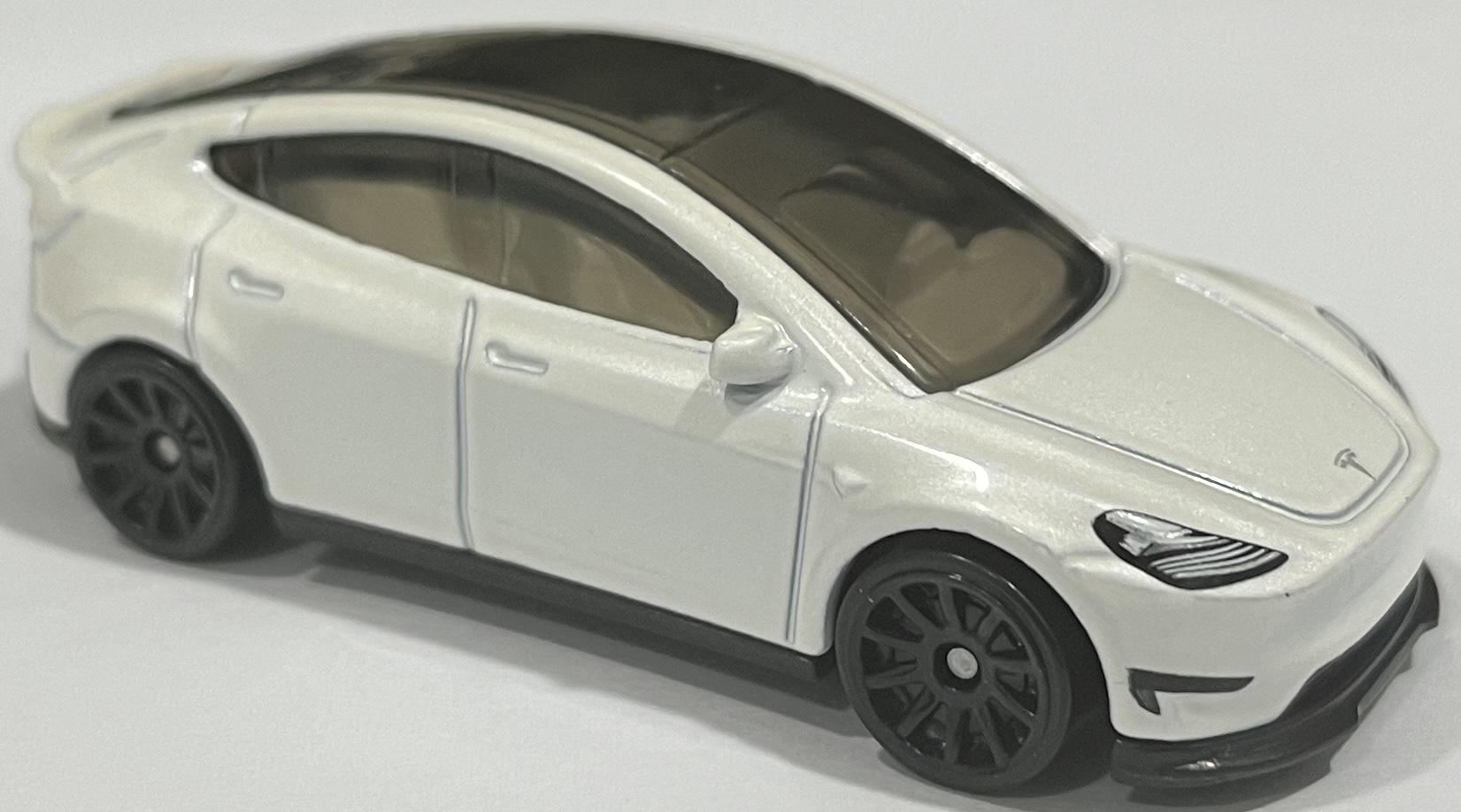 hotwheel tesla model y