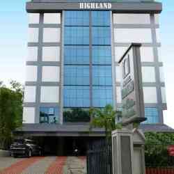 hotels near thampanoor