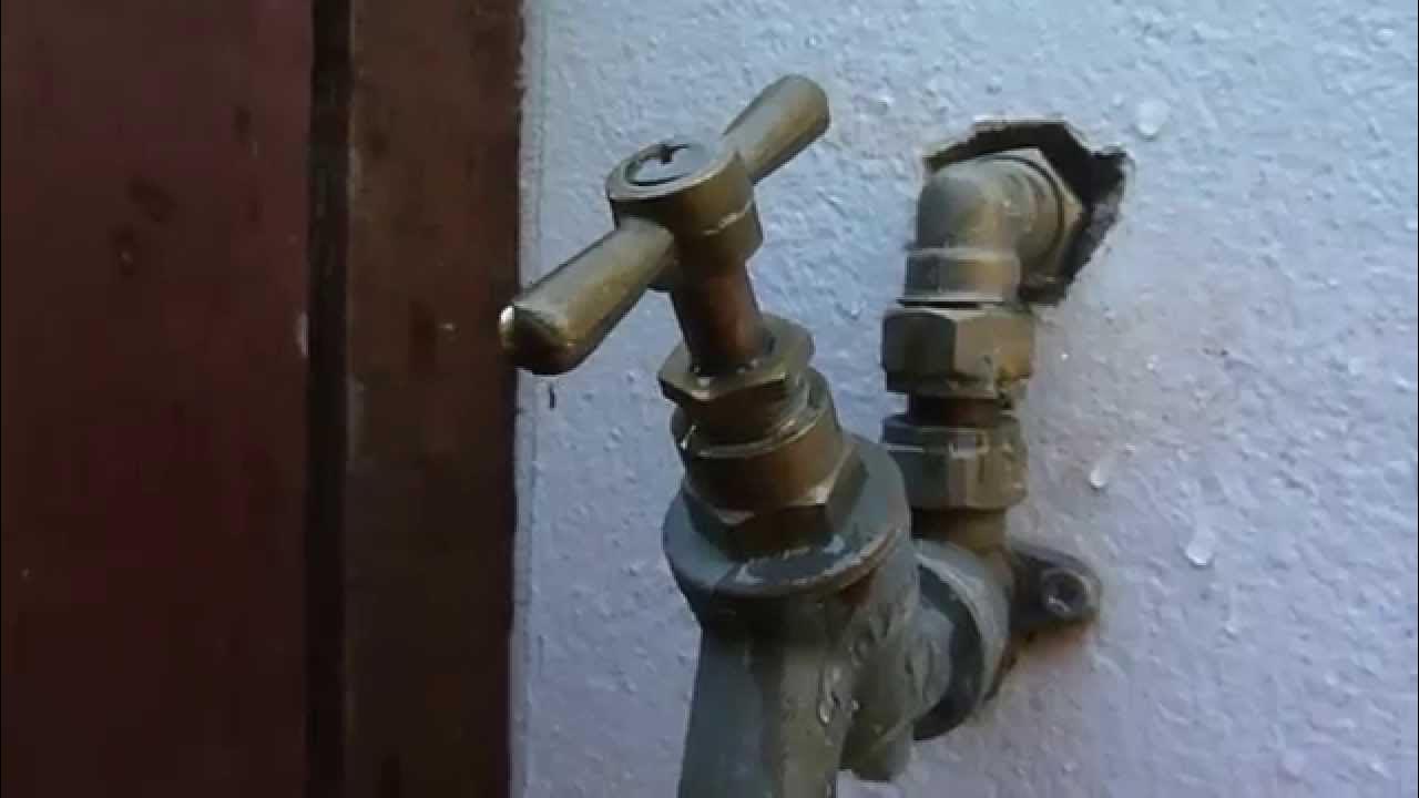 how to fix a leaking outdoor tap