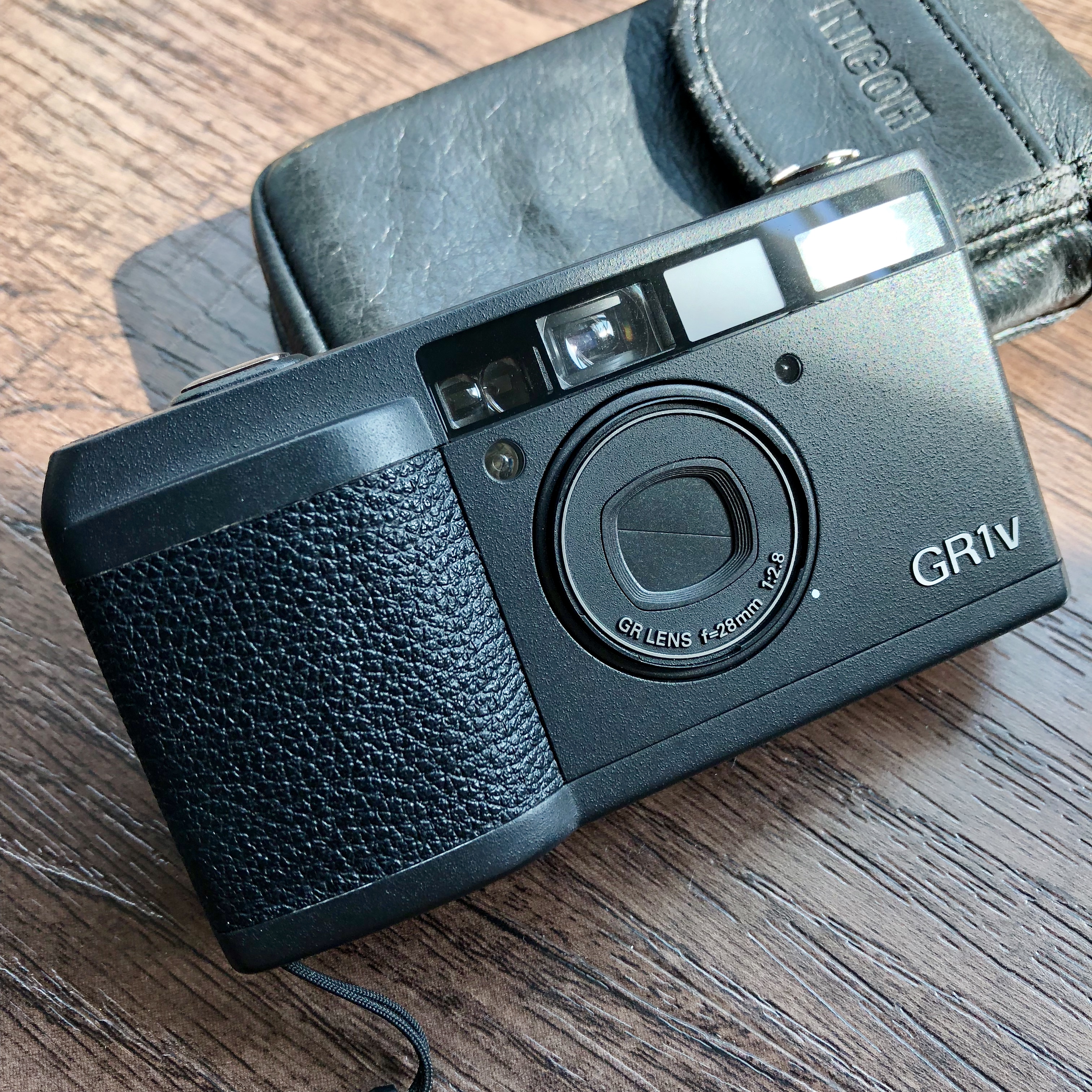 ricoh gr1v