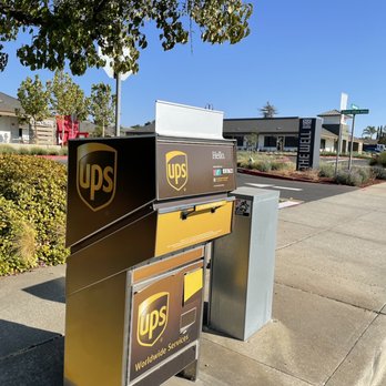 ups drop off locator