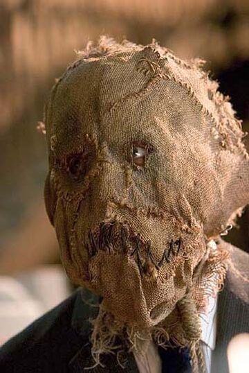 scarecrow batman begins