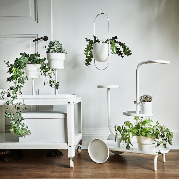 plant stand with wheels