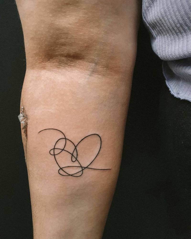 corazon de bts tatuaje