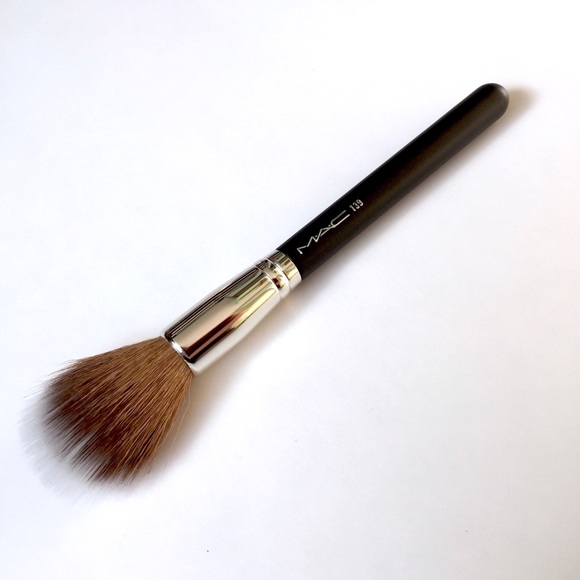mac 139 brush