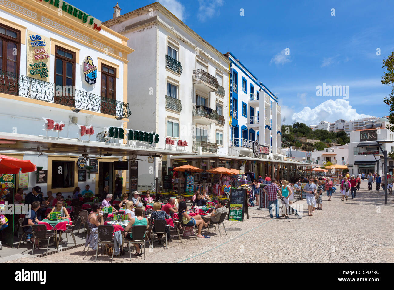 albufeira square old town