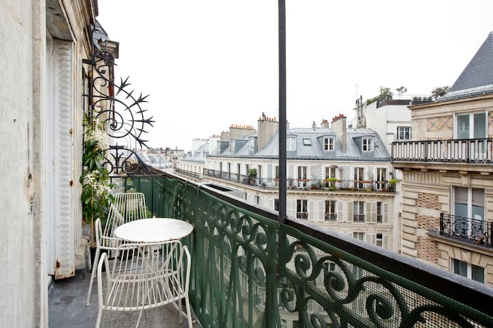 paris airbnb with balcony