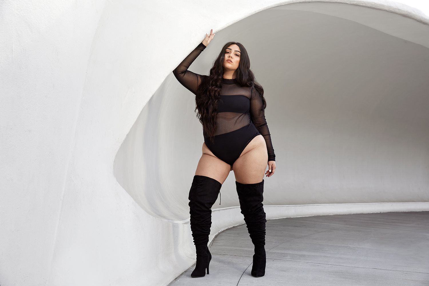 thigh high boots on plus size