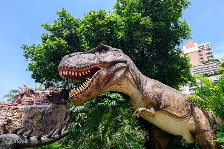 bangkok dinosaur park