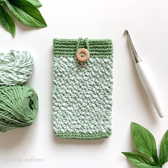 yarn phone case