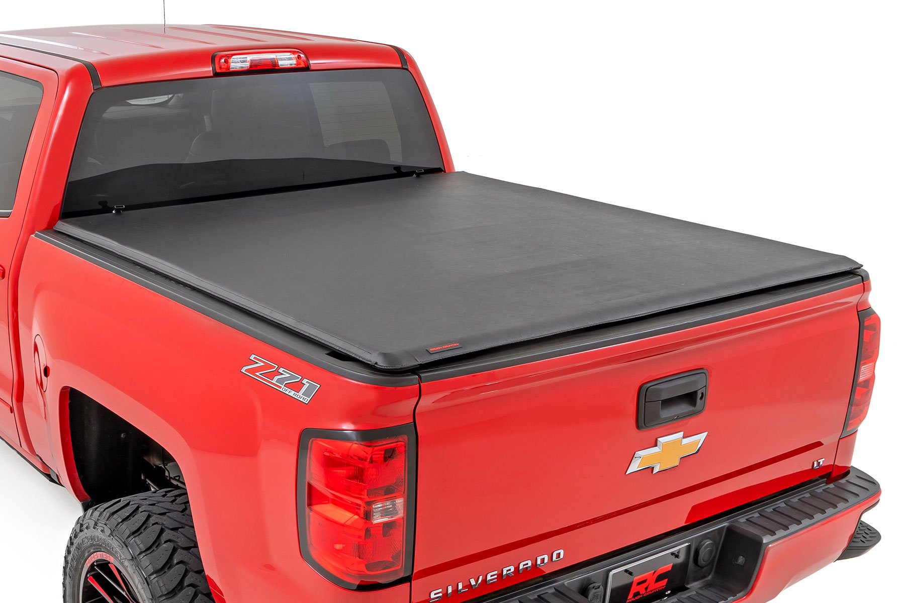 bed cover for 2017 chevy silverado